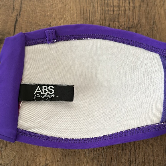 Size Small bikini top and bottoms Xhilaration leopard bottoms & ABS purple top - Picture 10 of 10